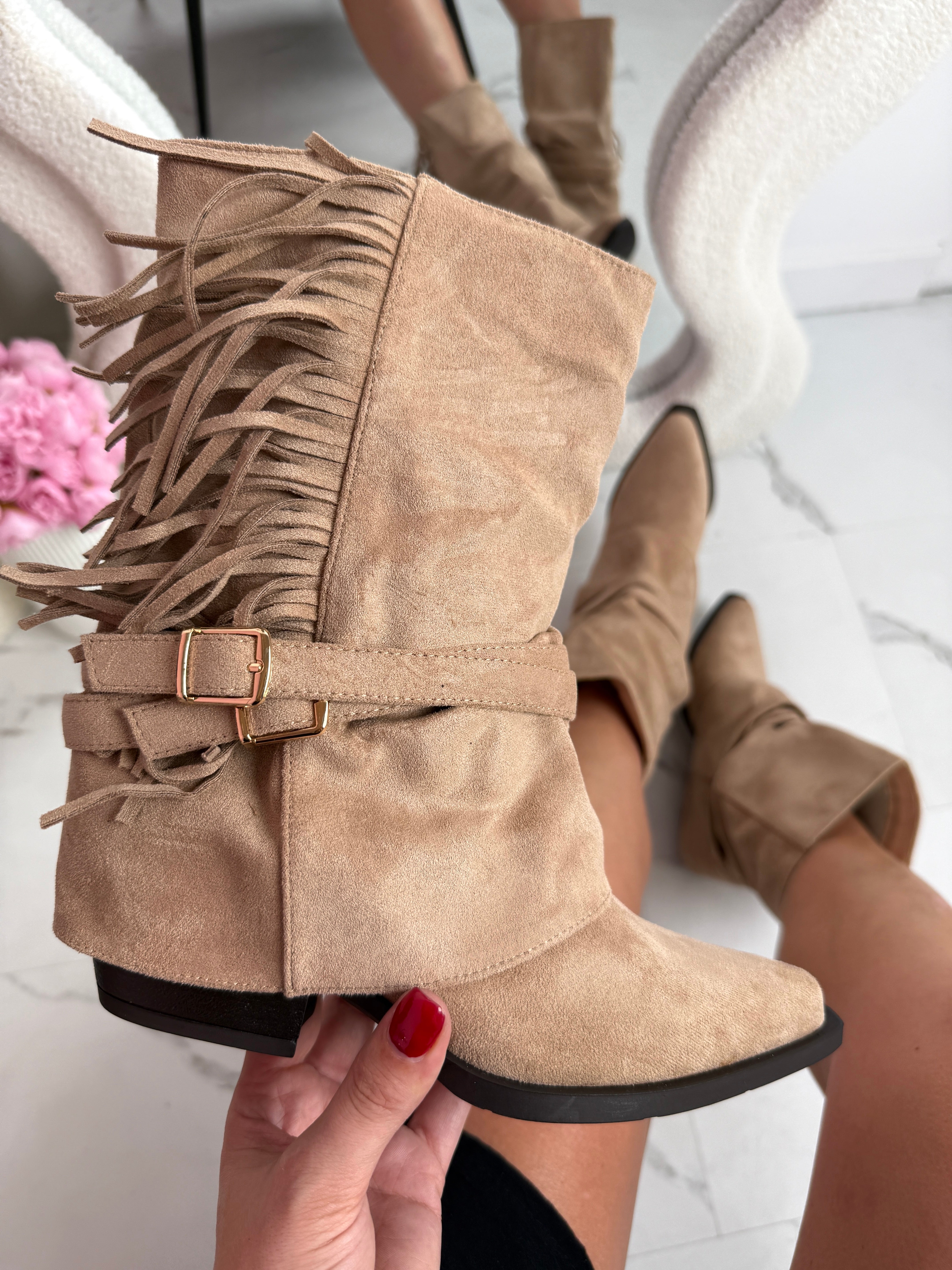 Bota Cody Fringle w kolorze khaki