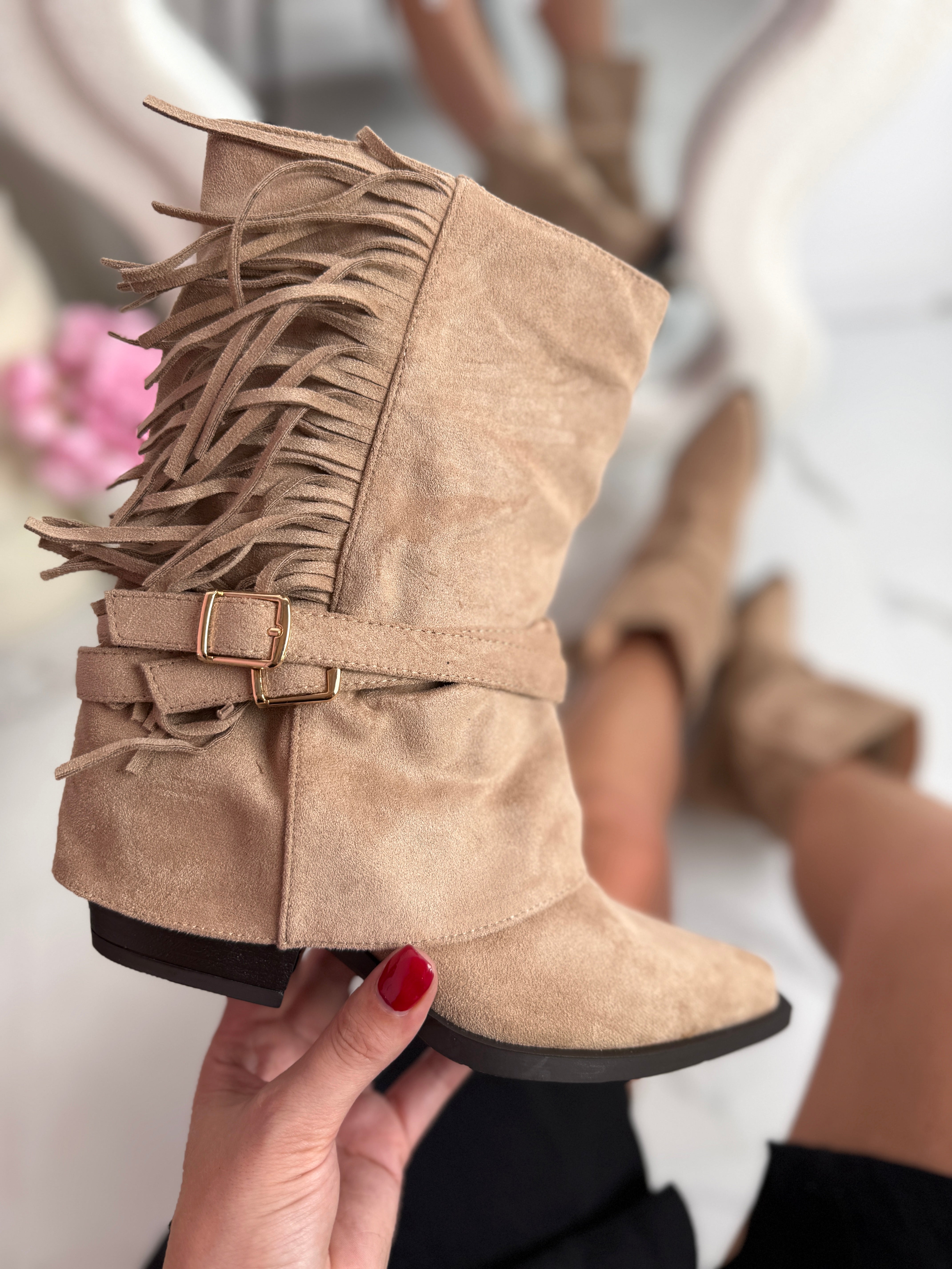 Bota Cody Fringle w kolorze khaki