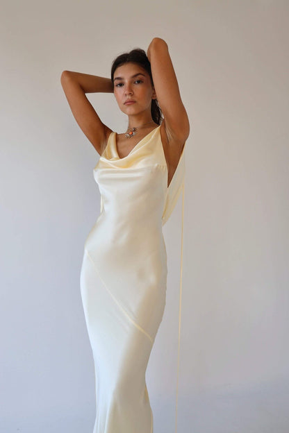 Charlotte™ | Elegant Silk Maxi Dress with Open Back